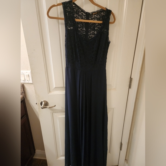 Miusol Dresses & Skirts - Miusol Navy Lace Maxi Dress Sleeveless Formal Evening Dress Size M